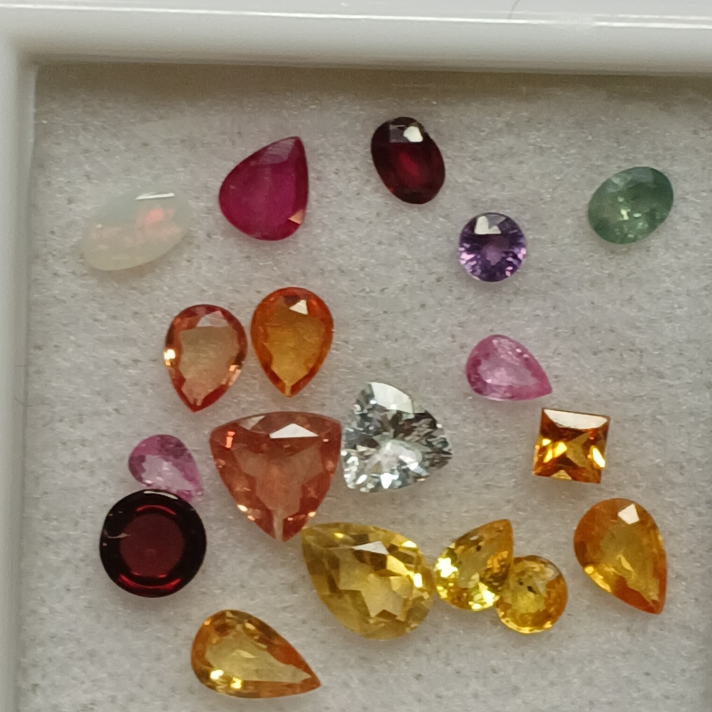 Multi-Color Gemstone Set 3-6mm - Picture 5 of 9